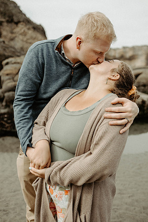 Andy-Engagement-Otter-Crest-Oregon-Photos (8 of 29)