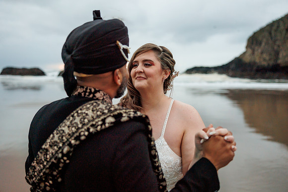 Tandi-Bobby-Seal-Rock-Oregon-Intimate-Elopement-photos-1047