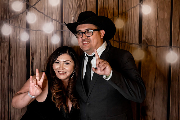 Kara-Sam-Simple-Affairs-Vegas-Wedding-Photos-217