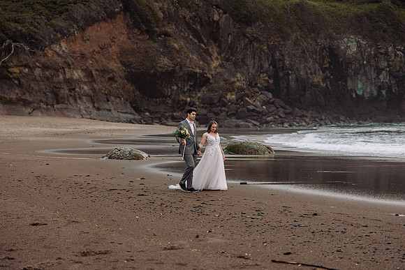Eric-Kylee-Fishing-Rock-Elopement-Depoe-Bay-0regon-Photos-5027