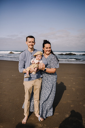 Family-Photos-2024-Lincoln-City-Oregon--6
