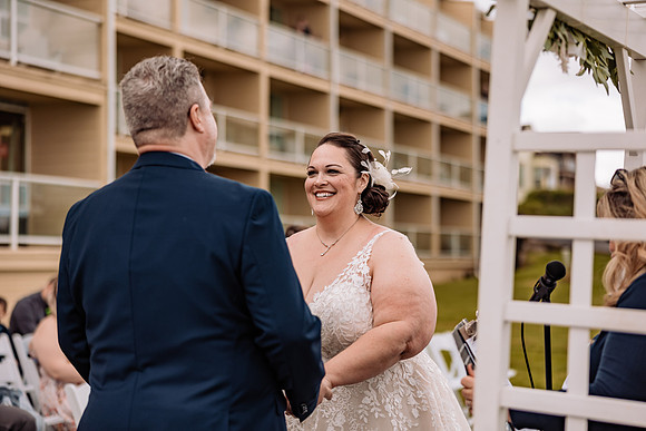 Jon-Kimberli-Chinook-Winds-Lincoln-City-Oregon-Wedding-2022 (76 of 139)