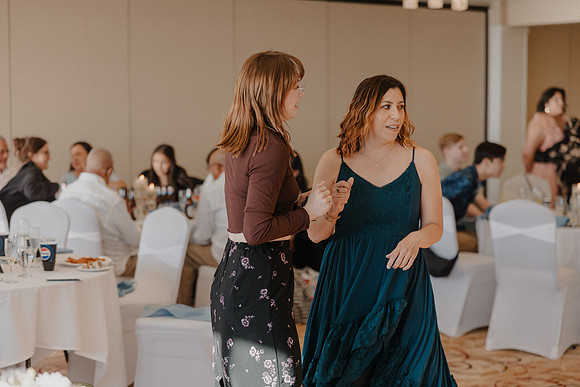 Marcus-Lori-Chinook-Winds-Seafood-Grille-Lincoln-City-Oregon-Wedding-Photos (325 of 477)
