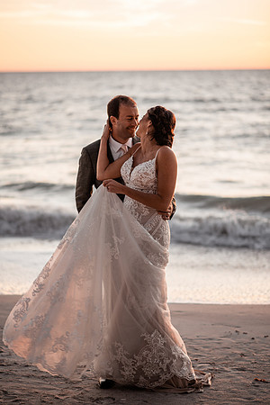 Bennett-Tamra-Sunset-Beach-House-Wedding-Saint-Peterburg-Florida-2021-2801