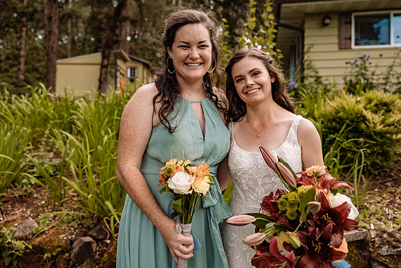 Nick-Melissa-backyard-Oregon-Wedding-2022-16