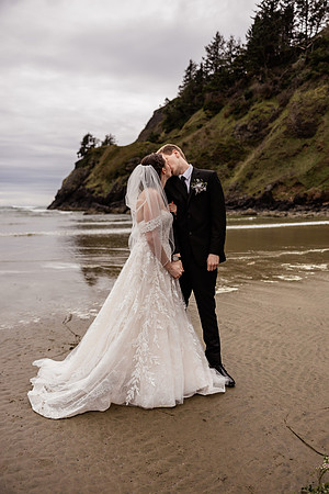 Nathan-Lacey-Newport-Oregon-Elopement-Photos-2025 (34 of 101)
