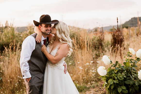 Gage-Mckayla-Adeline-Farm-Wedding-Photos-2021-0201-2