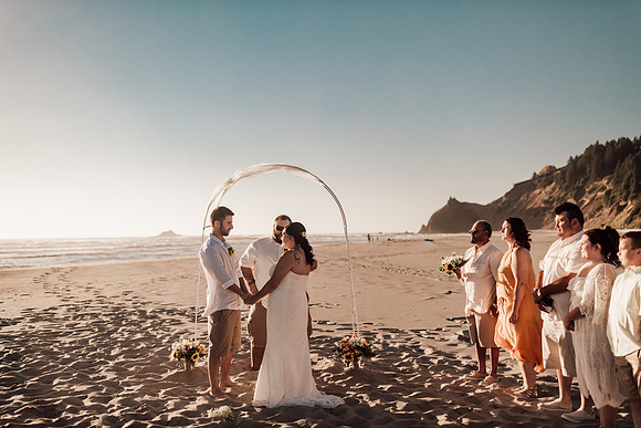 Anthony-Drayann-roadsend-lincoln-city-oregon-elopement-photos-7294
