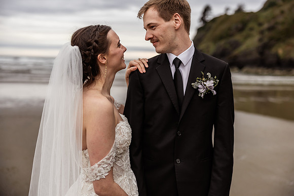 Nathan-Lacey-Newport-Oregon-Elopement-Photos-2025 (61 of 101)