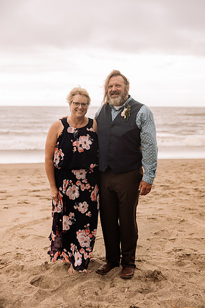 Jeff-April-Inn-Spanish-Head-Lincoln-City-oregon-Wedding-2022 (191 of 299)