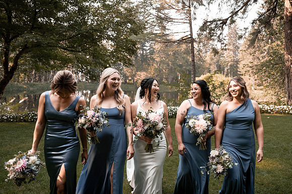 Ryan-Lynsie-Bridal-Veil-Lakes-Portland-Oregon-Weddingg-94