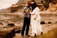 Trevyn-Ky-Otter-Crest-Devils-Punchbowl-Depoe-Bay-Oregon-Elopement-Photos-9701