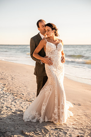 Bennett-Tamra-Sunset-Beach-House-Wedding-Saint-Peterburg-Florida-2021-8064