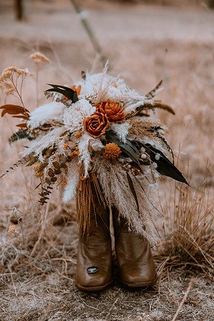 DYLAN-CLAIRE-WEDDING-DETAIL-PHOTOS-48