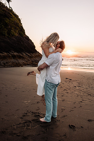 Kannon-Ashley-Surpise-Proposal-Rock-Neskowin-Oregon-Photos (33 of 94)