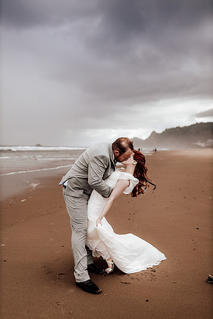 Annie-Ryan-Lincoln-city-roads-end-park-oregon-elopement-photos-199