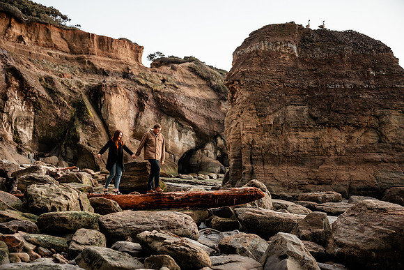 cole-jenn-suprise-proposal-otter-crest-beach-depoe-bay-oregon-photos-9912