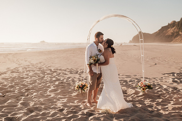 Anthony-Drayann-roadsend-lincoln-city-oregon-elopement-photos-7350