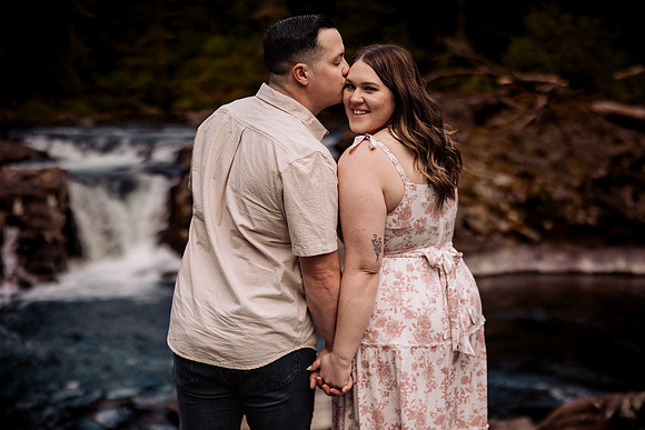 Keenan-lacey-Lucia-Falls-Washington-Engagement (30 of 53)