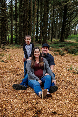 Blake-Maternity-Family-Oceanside-Beach-Oregon-2022-0983