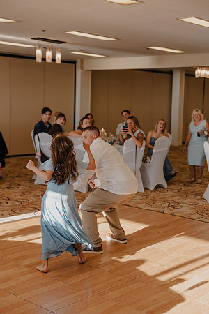 Marcus-Lori-Chinook-Winds-Seafood-Grille-Lincoln-City-Oregon-Wedding-Photos (329 of 477)