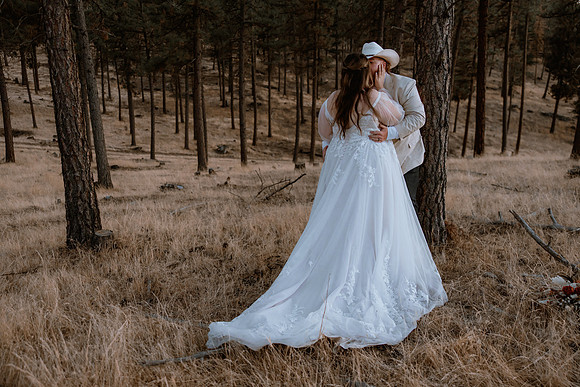 Dylan-Claire-Prineville-Wedding-Photos-6