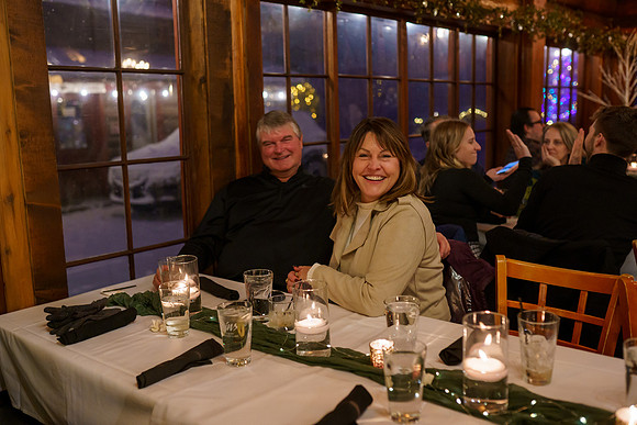 Tyler-Brittani-Lake-Priest-Idaho-Winter-Snow-Wedding-2021-04292