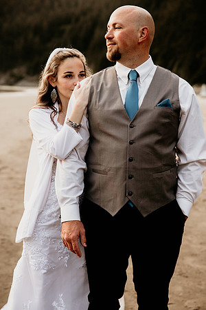 Kacey-Short-Sand-Beach-Tillamook-Oregon-Elopement (81 of 128)