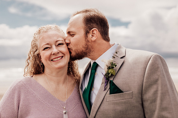 Annie-Ryan-Lincoln-city-roads-end-park-oregon-elopement-photos-54