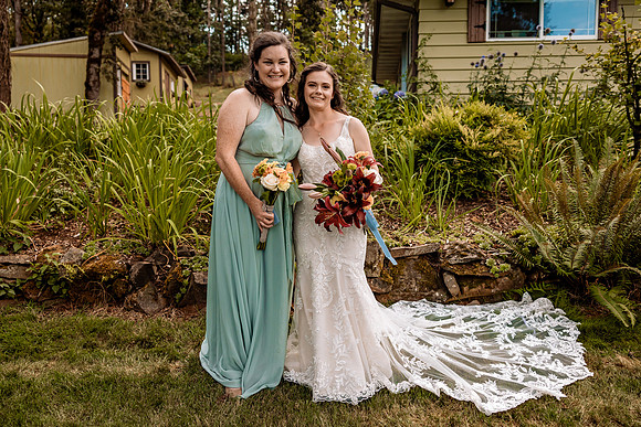 Nick-Melissa-backyard-Oregon-Wedding-2022-15