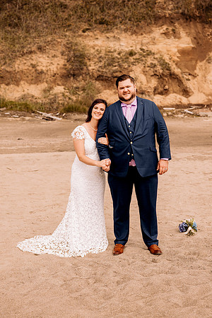 Joe-inn-at-spanish-head-lincoln-city-oregon-wedding-88