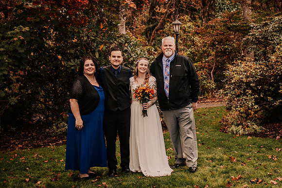 Autumn-Brad-Fall-Eugene-Oregon-Hendricks-Park-Elopement-Wedding-Photos-0178