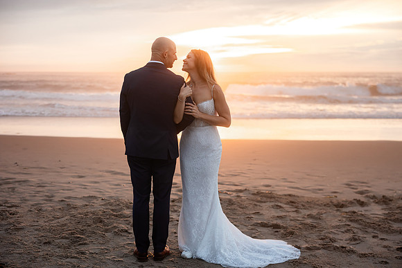 Jillian-Peter-Depoe-Bay-Oregon-Elopement-photos-42