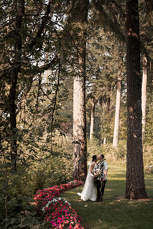 Ryan-Lynsie-Bridal-Veil-Lakes-Portland-Oregon-Weddingg-137