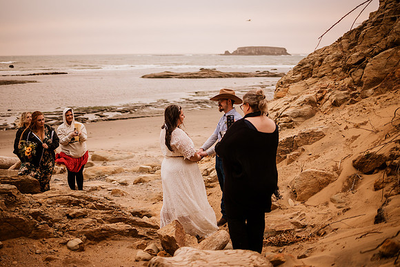 Trevyn-Ky-Otter-Crest-Devils-Punchbowl-Depoe-Bay-Oregon-Elopement-Photos-9924
