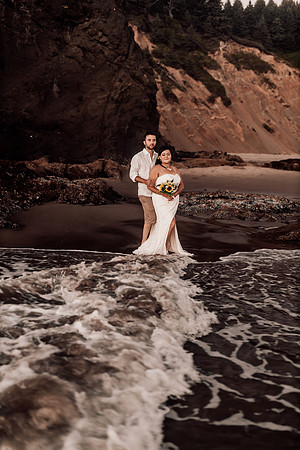 Anthony-Drayann-roadsend-lincoln-city-oregon-elopement-photos-8020