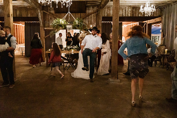 Gage-Mckayla-Adeline-Farm-Wedding-Photos-2021-1177