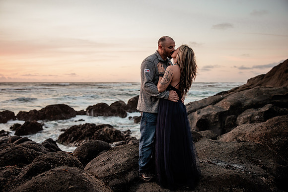 Stuart-Monique-Lincoln-City-Fogarty-creek-Oregon-Couples-Photos-3344