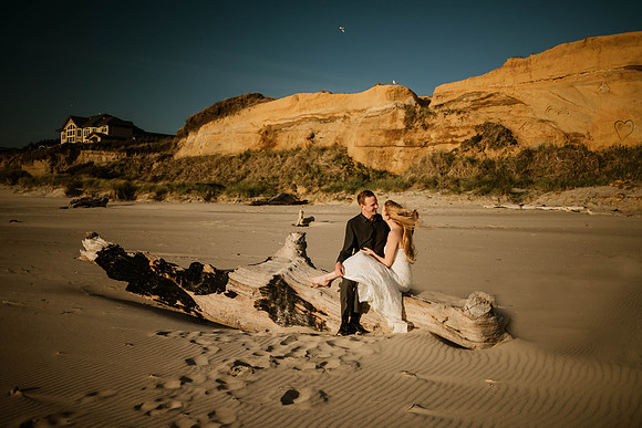 Lea-Lincoln-City-Oregon-Elopement-Photos-12