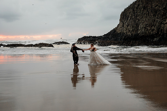 Tandi-Bobby-Seal-Rock-Oregon-Intimate-Elopement-photos-0928