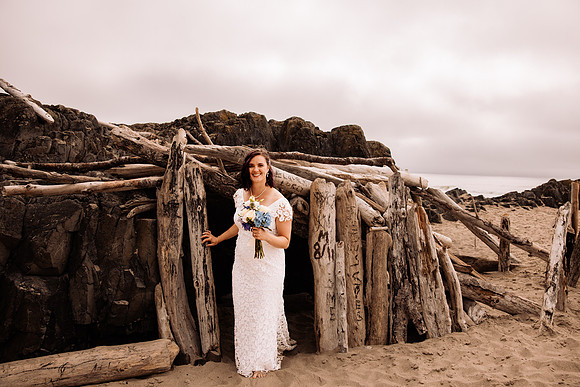 Joe-inn-at-spanish-head-lincoln-city-oregon-wedding-97