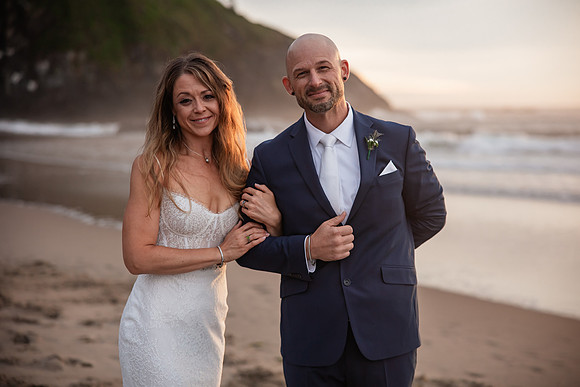 Jillian-Peter-Depoe-Bay-Oregon-Elopement-photos-20