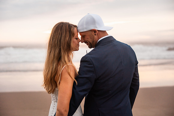 Jillian-Peter-Depoe-Bay-Oregon-Elopement-photos-70