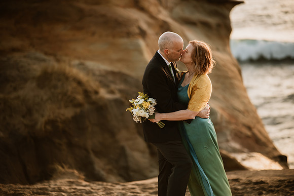 James-Sharon-Cape-Kiwanda-Oregon-Elopement- Photos-9553