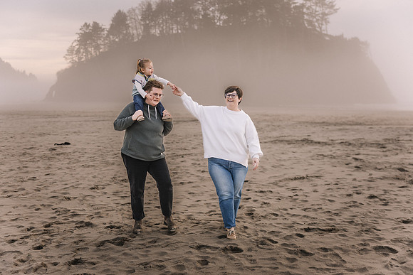 Beth-Family-Photos-2025 (11 of 31)