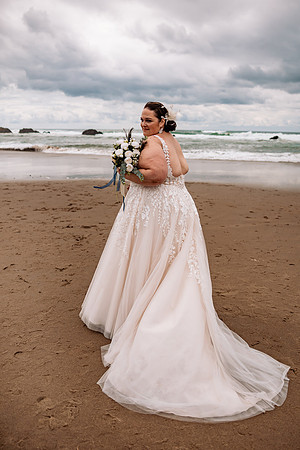 Jon-Kimberli-Chinook-Winds-Lincoln-City-Oregon-Wedding-2022 (135 of 139)