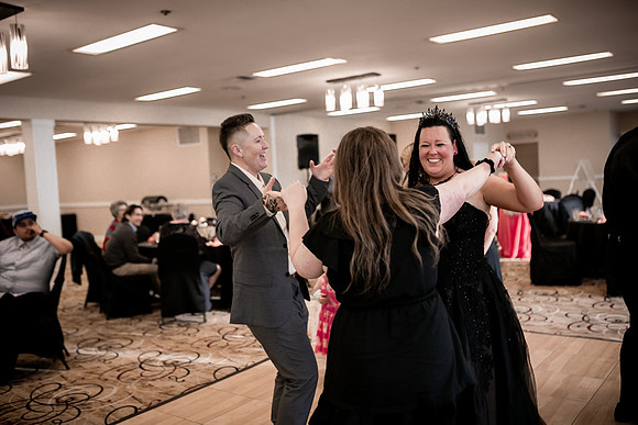 Christian-Brandi-Lincoln-City-Wedding-Photos (57)