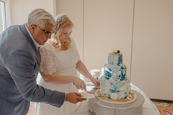 Marcus-Lori-Chinook-Winds-Seafood-Grille-Lincoln-City-Oregon-Wedding-Photos (280 of 477)