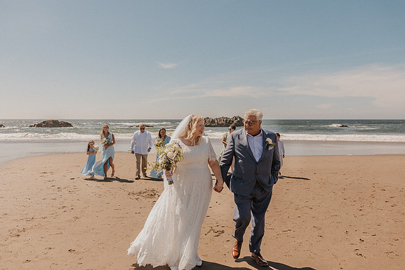 Marcus-Lori-Chinook-Winds-Seafood-Grille-Lincoln-City-Oregon-Wedding-Photos (194 of 477)