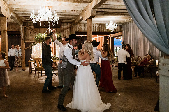 Gage-Mckayla-Adeline-Farm-Wedding-Photos-2021-1064